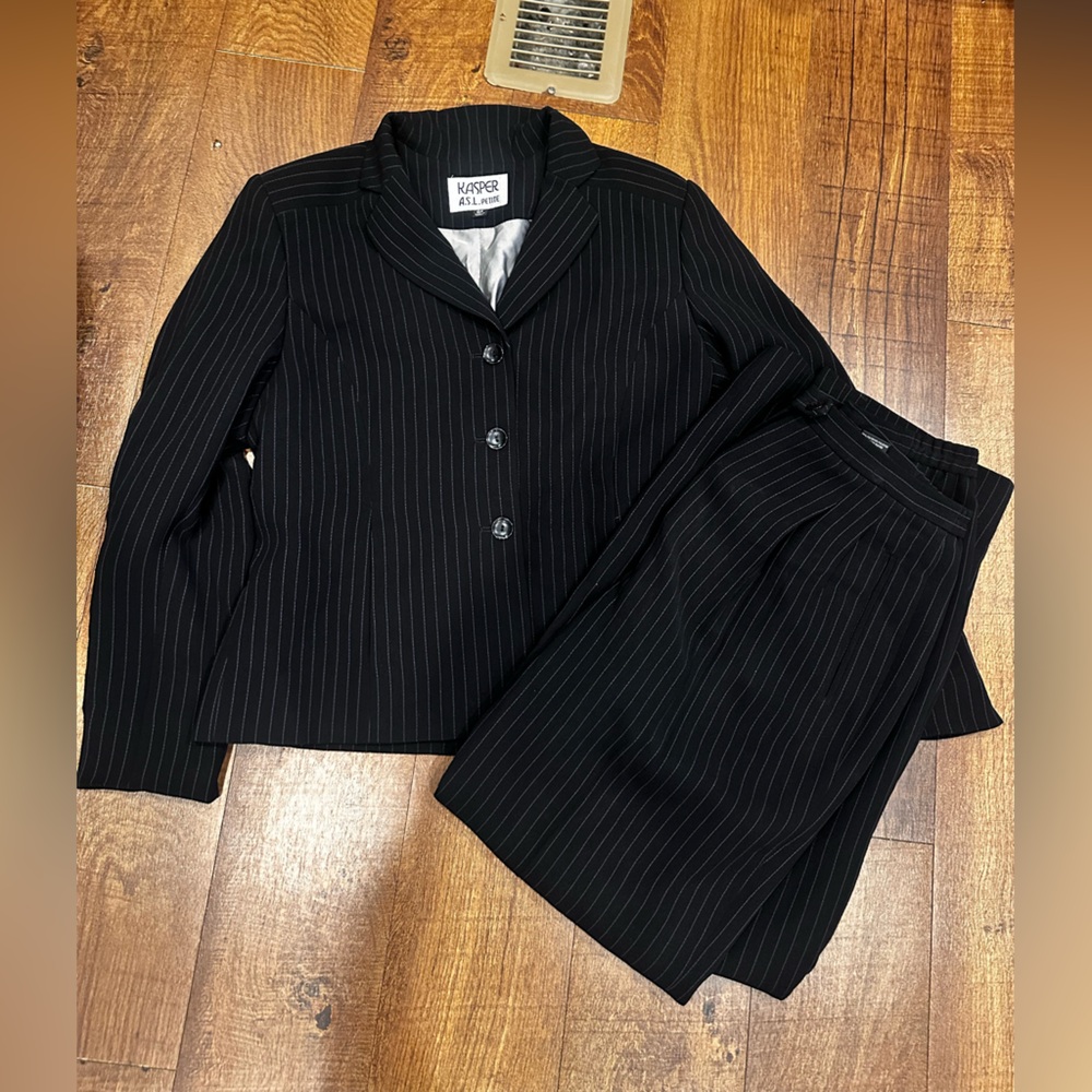 Kasper Black Pinstripe Two-Piece Pantsuit